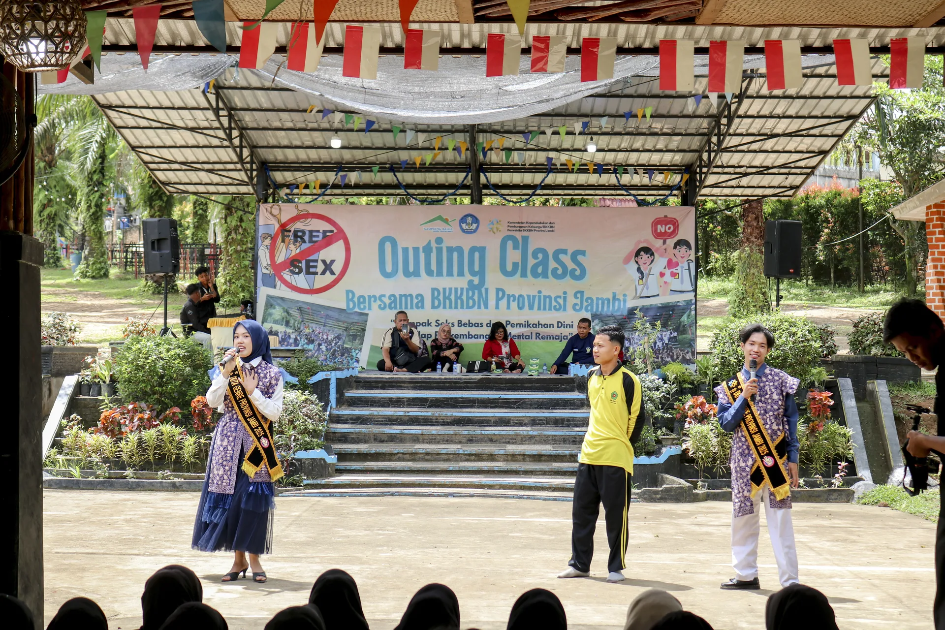 Outing Class
